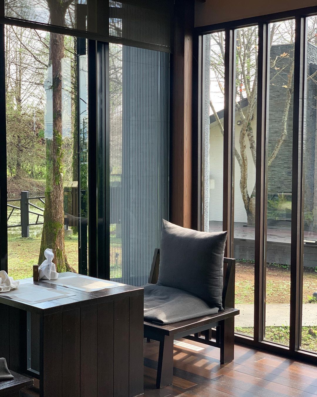 阿德南斯行館 Ardennes Villa