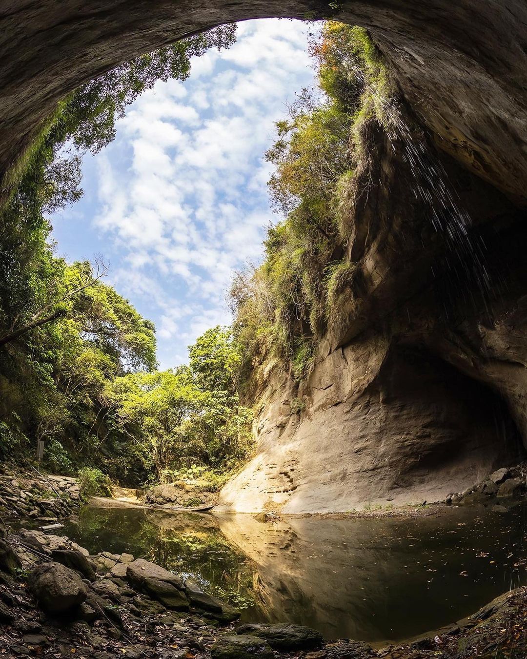 台南蝙蝠洞瀑布​