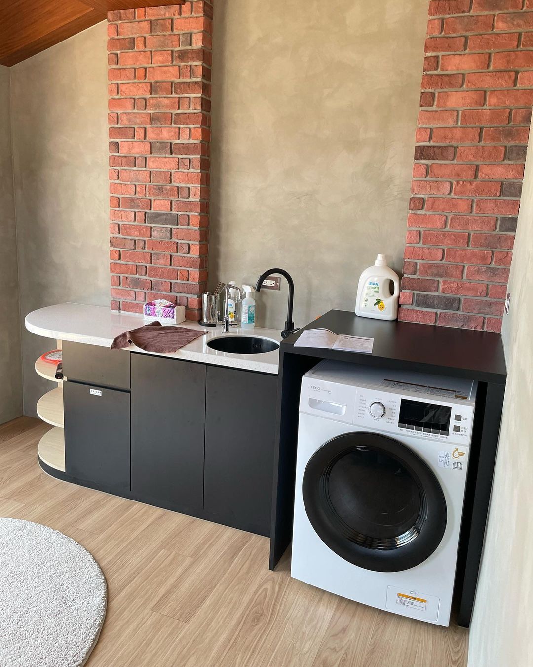 鬧鐘關掉,alarm off,宜蘭民宿,宜蘭民宿推薦,宜蘭旅遊,宜蘭住宿,宜蘭,宜蘭五結,五結民宿,台灣民宿,民宿,包棟