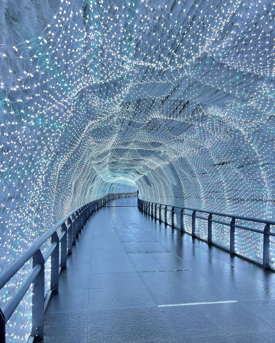 新北歡樂耶誕城,2022新北耶誕城,新北耶誕城,雪白之城,2022耶誕城,聖誕樹,新北聖誕樹,聖誕節,聖誕樹景點,聖誕節,2022聖誕節,迪士尼,皮克斯,新北市,新北市景點