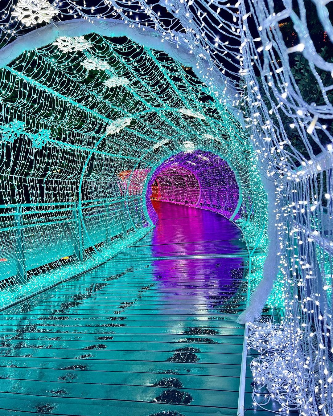 新北歡樂耶誕城,2022新北耶誕城,新北耶誕城,雪白之城,2022耶誕城,聖誕樹,新北聖誕樹,聖誕節,聖誕樹景點,聖誕節,2022聖誕節,迪士尼,皮克斯,新北市,新北市景點