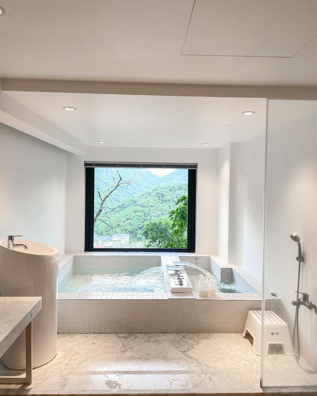 烏來旅晨溫泉民宿,烏來溫泉,溫泉,旅晨溫泉,溫泉民宿,溫泉住宿,溫泉旅館,山景湯屋,湯屋,新北溫泉,溫泉推薦,新北住宿,烏來民宿