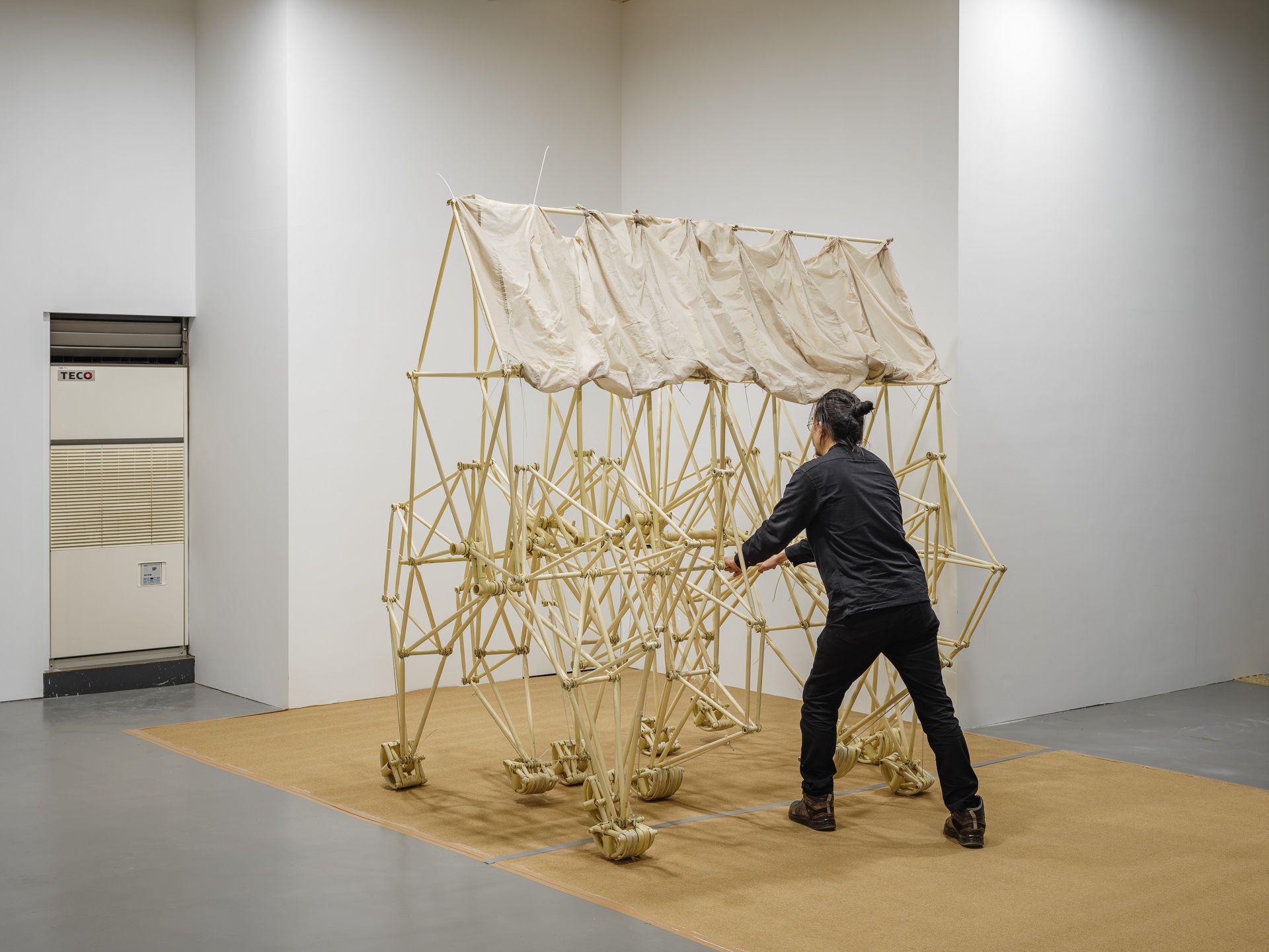 2022屏東落山風藝術季,落山風藝術季,屏東景點,屏東旅遊,藝術季,仿生獸,荷蘭仿生獸,Theo Jansen